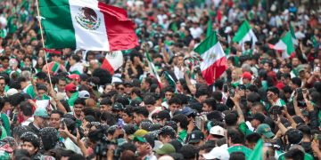 La policía capitalina detuvo a 25 personas durante el partido México - Chequia | FOTO X @ClaraBrugadaM