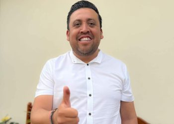 Atentan contra ex presidente municipal en Oaxaca; hay un muerto y dos lesionados