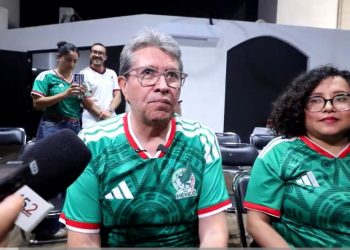Celebran legisladores triunfo de México ante Sudáfrica y dejan de lado diferencias políticas