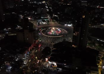 100 mil aficionados se reúnen en la Glorieta de la Minerva en Jalisco para celebrar el triunfo de México