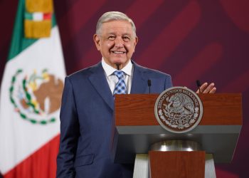 López Obrador reaparece y critica a Trump por presión contra México