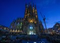El papa León XIV bendice la Torre de Jesús de la Sagrada Familia