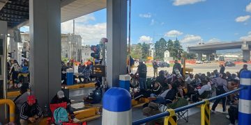 Integrantes de la CNTE levantaron las plumas en varias casetas de acceso a la Ciudad de México