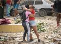 Delcy Rodríguez recorre La Guaira tras los terremotos y confirma llegada de ayuda internacional