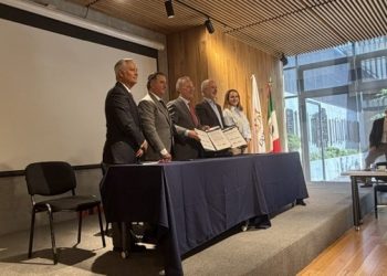 CCE y Centro Mexicano de la Filantropía firman acuerdo para promover la responsabilidad social entre el sector productivo del país