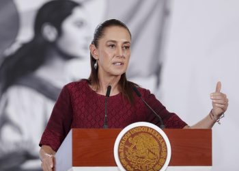 Sheinbaum agradece respaldo de AMLO y denuncia campaña de presión desde Estados Unidos