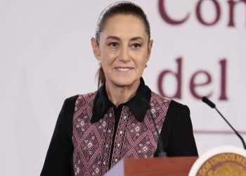 Sheinbaum advierte contra candidaturas familiares en elecciones de 2027