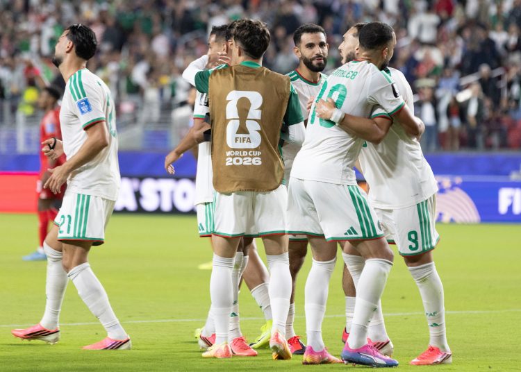 La selección de Argelia remontó 2-1 ante Jordania y mantiene la esperanza de la clasificación a la siguiente ronda en el Mundial 2026.