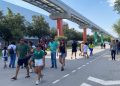 Inicia el ambiente del último partido del mundial con cerveza gratis