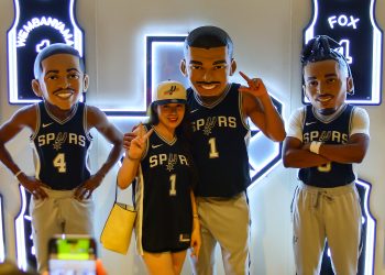 Las Finales  de la NBA desatan la fiesta en San Antonio