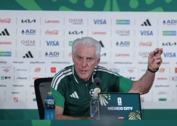 Broos concede el favoritismo a México en el partido inaugural