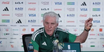Broos concede el favoritismo a México en el partido inaugural