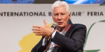 Richard Gere elogia a Claudia Sheinbaum