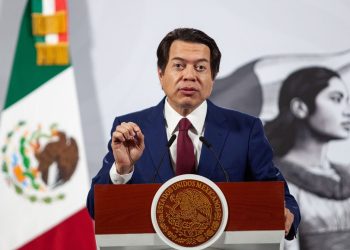 Mario Delgado destaca recuperación salarial y estabilidad laboral para el magisterio
