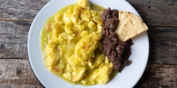 Tomate verde y huevo bajan su precio; checa los datos de inflación