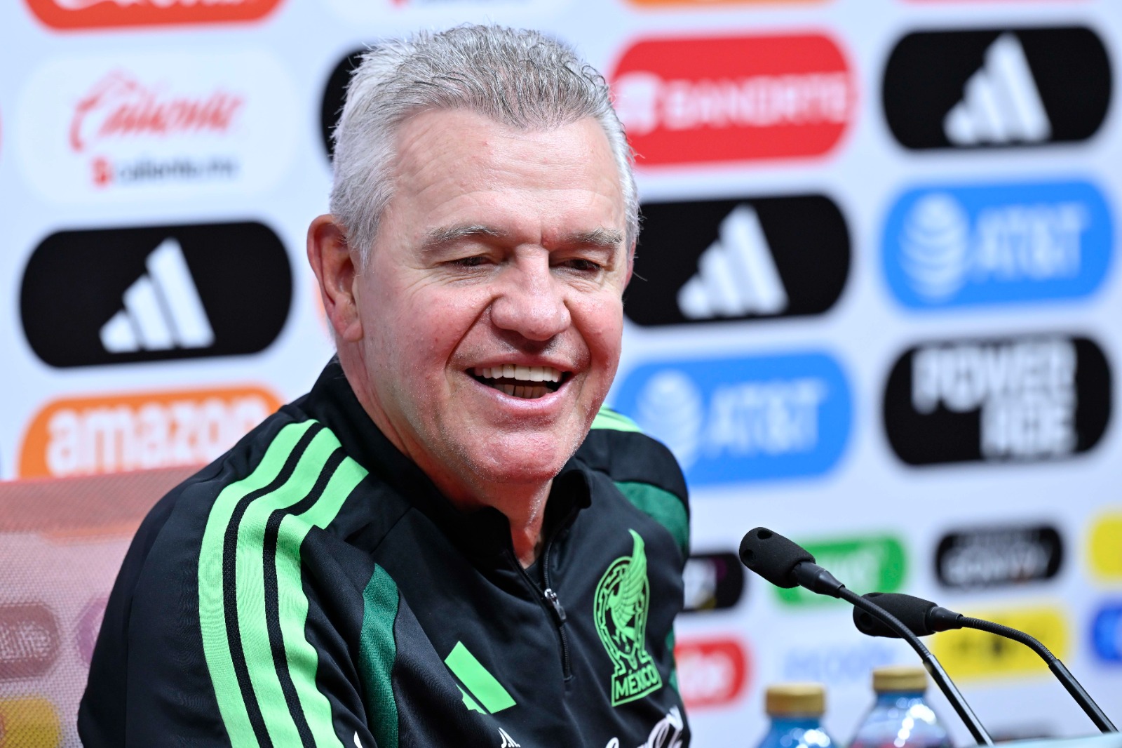El &#8216;Vasco&#8217; Aguirre asegura que México viene en ascenso y llegará bien al Mundial