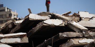 Sube a 2 mil 645 la cifra de fallecidos por el doble terremoto en Venezuela