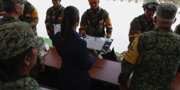 Agrupamiento Yumare recibe condecoraciones tras labores de rescate en Venezuela