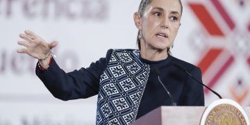Sheinbaum abre consulta pública sobre derechos de las audiencias y niega censura