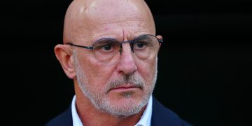 La selección española llevó a cabo este miércoles su primer entrenamiento en Los Ángeles con la mente puesta en los cuartos de final del Mundial frente a Bélgica, en una sesión en la que Luis de la Fuente