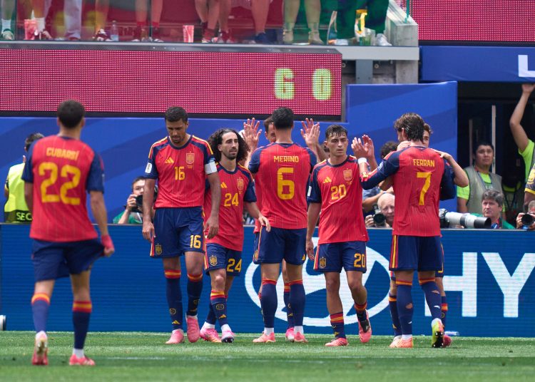 Dos goles de Mikel Oyarzabal y uno de Pedro Porro clasificaron para los octavos de final del Mundial 2026 a la selección de España