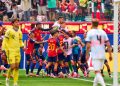 España se clasificó a semifinales del Mundial, por segunda vez en su historia, en un partido que repitió el guión de los octavos.