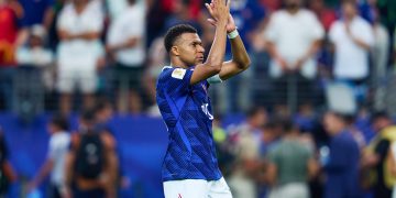 Kylian Mbappé, capitán de la selección francesa, fue crítico con el desempeño de su equipo, tras perder por 0-2 ante España en las semifinales
