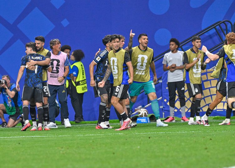 Una vigorosa reacción en los últimos 7 minutos ha clasificado a la final del Mundial contra España este domingo a Argentina