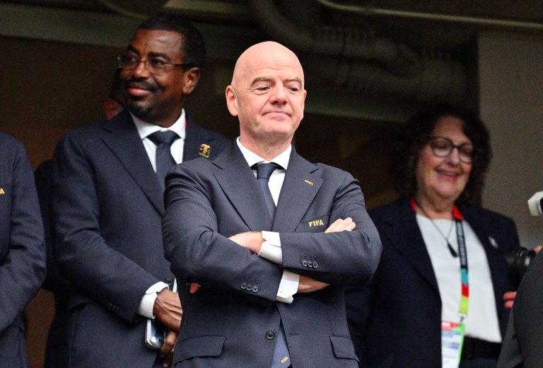 Gianni Infantino, presidente de la FIFA, explicó este domingo que la posibilidad de una futura ampliación del Mundial a 64 equipos será “examinada y debatida