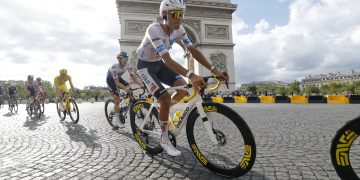 Isaac del Toro escribió una página inolvidable para el deporte mexicano al completar una actuación histórica en el Tour de Francia 2026