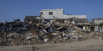 Asciende a 4 mil 829 la cifra de muertos por los terremotos de hace tres semanas en Venezuela