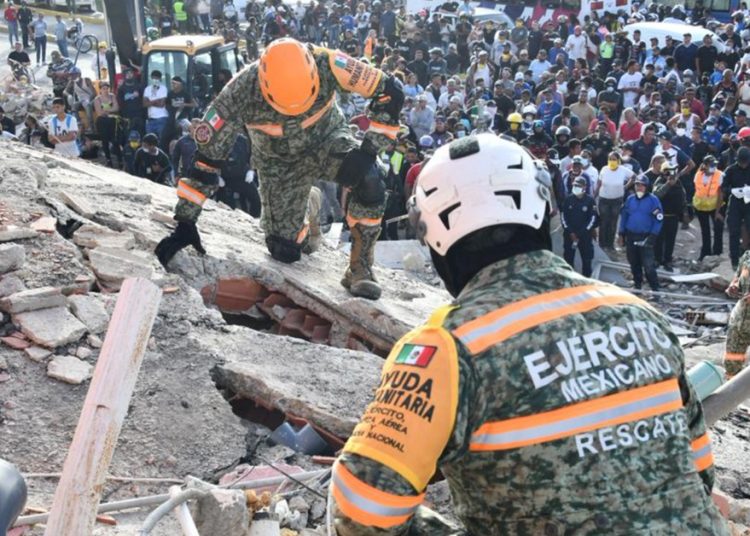 México recuperó 92 cuerpos y rescató a dos personas tras terremotos en Venezuela