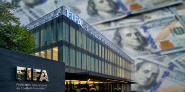 La FIFA abre la puerta a la inversión privada para financiar el crecimiento del futbol mundial