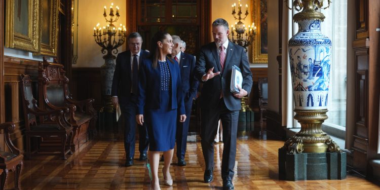 Sheinbaum y representante comercial de EU avanzan en la revisión del T-MEC