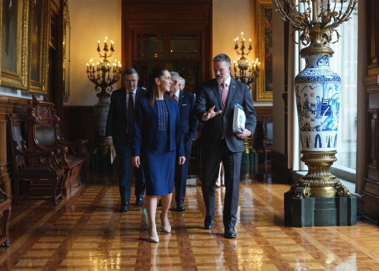 Sheinbaum y representante comercial de EU avanzan en la revisión del T-MEC