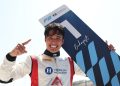El piloto mexicano Noel León consiguió una victoria histórica al imponerse en la carrera principal de la Fórmula 2 en Hungría