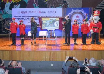 La Lotería Nacional celebra el 75 aniversario de la Facultad de Ciencias Políticas y Sociales de la UNAM