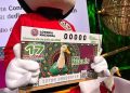 Lotería Nacional dedica billete conmemorativo al Pato Merlín