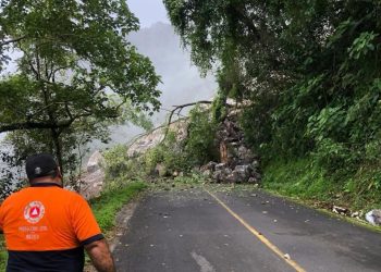 Hidalgo solicita apoyo del Servicio Geológico Mexicano para estabilizar la carretera Chapulhuacán-Pisaflores