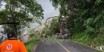 Hidalgo solicita apoyo del Servicio Geológico Mexicano para estabilizar la carretera Chapulhuacán-Pisaflores