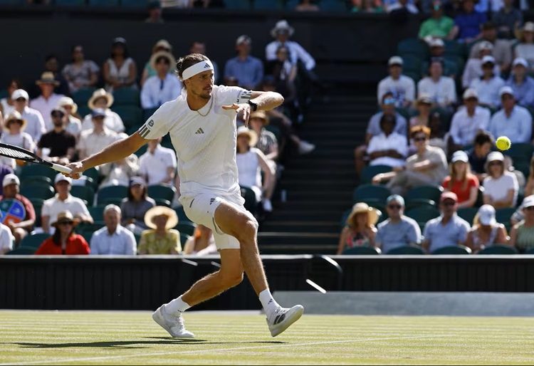 Zverev alcanza su primera final de Wimbledon tras conquistar Roland Garros