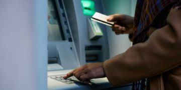 Condusef reconoce protocolo para mejorar la atención financiera a adultos mayores
