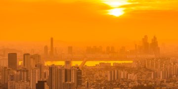 OMS pide preparar los sistemas de salud para el calor extremo durante todo el año