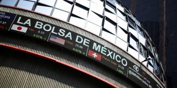 Empresa del sector asegurador debuta con emisión de mil millones de pesos en la BMV