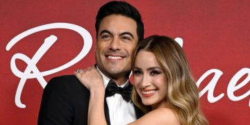 Carlos Rivera anuncia que espera a su segundo bebé; revela el nombre