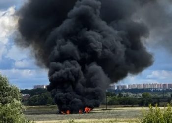Caza ruso Su-57 se estrella cerca de Moscú; piloto logra eyectarse y sobrevive