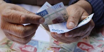 ¿Sabes cuáles son las nuevas reglas para realizar depósitos bancarios?