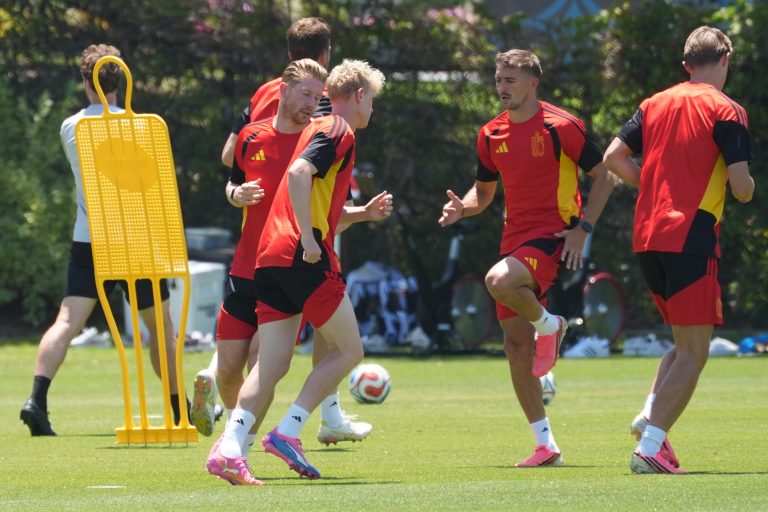 Bélgica realiza su último entrenamiento en Los Ángeles