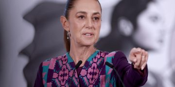 Sheinbaum exige a EE.UU. no criminalizar la migración tras muerte de otro mexicano en operativo del ICE