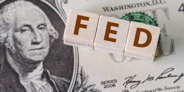 FED mantiene sin cambios los tipos de interés pese a presión de Trump